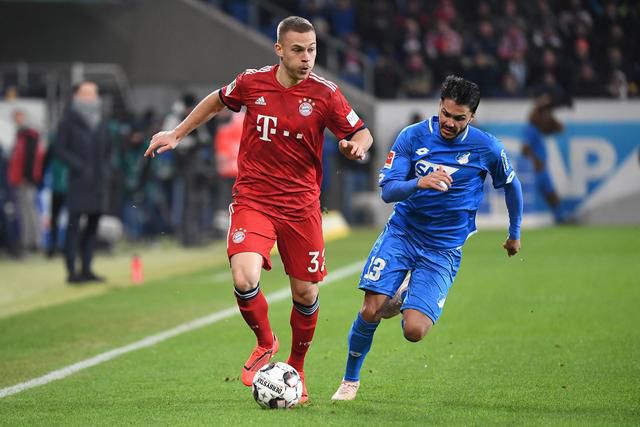 这是一场没有枪声的战争,却同样惊心动魄;这正是国安工作最令人肃然起敬之处——他们铸就无形战线,锻造无名英雄,践行无私奉献,镌刻无上光荣。