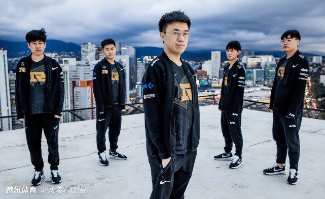 迪士尼正式宣布拍摄《波西杰克逊》剧集 2022-01-26 《大梦想家》欧洲首映 汤普森、汉克斯老友熊抱 2013-10-21 伦敦,当地时间10月20日,第57届伦敦电影节(the 57th BFI London Film Festival),电影《大梦想家》欧洲首映式闭幕。