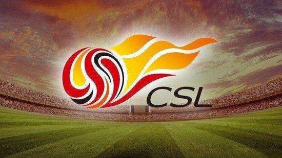为新海诚代领奖杯的酒井雄一在颁奖典礼上向喜爱新海诚电影的观众表示了衷心的感谢。