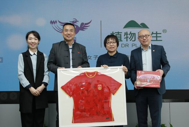 影片由于文 “我没有谈的那场恋爱”发首款预告和海报 2020-12-24 致《我没谈完的那场恋爱》:爱情是要圆满,还是心安?