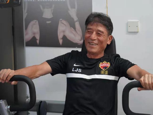 不过,这并不妨碍新版《鹿鼎记》的收视率和网络播放热度。
