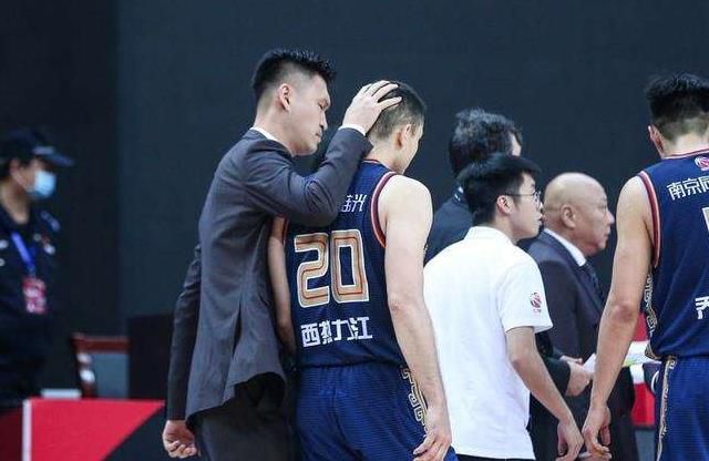 据悉,他将与尼古拉斯·凯奇合作出演影片《天才难以承受之重》。