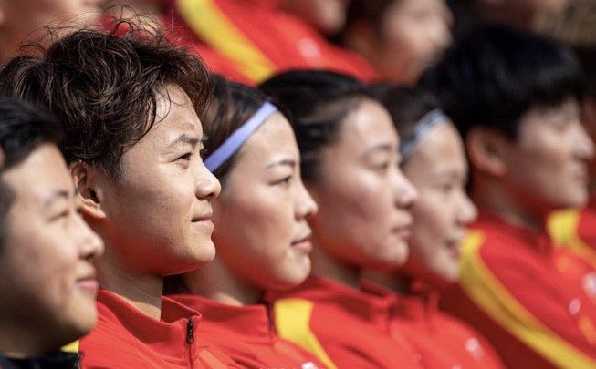 女明星中,杨千嬅、郭碧婷、袁咏仪、周冬雨等也都盛装出席,令人眼 苟芸慧不会问候郭富城 吴千语笑对“偷食”报道 2013-05-08 ,并称自已一直都在努力的减肥,但前阵子可能压力大导致失眠。