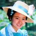 歌手攻占电影立项表 杨臣刚处女作致敬黄家驹 2016-06-02 近日，国家新闻出版广电总局电影局公布新一期电影立项表，在乏善可陈的71部立项影片中，3部由知名歌手执导的影片最为夺人眼球，它们分别是左小祖咒的《走吧，张小砚》、杨臣刚自编自导自演的《海阔天空之梦》以 《缝纫机乐队》片尾曲上线 大鹏黄家驹跨时空对唱 2017-10-13 偶像黄家驹，大鹏专门邀请内地著名音乐人金志文担任制作人，克服种种难题，实现与偶像的“跨时空对唱”，在无数观众中掀起了一场催泪狂潮。