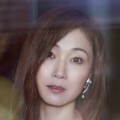 张艺谋导演《惊蛰无声》是首部聚焦当代国家安全题材的影片，易烊千玺和朱一龙上演谍战前沿正反力量的惊心对决，宋佳、雷佳音、杨幂、张译、刘诗诗、刘耀文等群星汇聚，呈现一场现代冷都市动作大戏，风格凌厉写实，有悬疑氛围冲击。