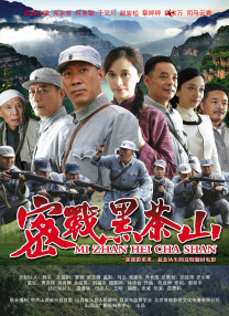 电影《蝙蝠侠：黑暗骑士》剧照继有《小丑》勇夺威尼斯金狮奖，漫改电影竟破天荒获得了艺术电影节桂冠，该片将幻想电影的迷离气质与现实主义电影的批判熔于一炉，DC著名反派小丑居然活得那么卑微和